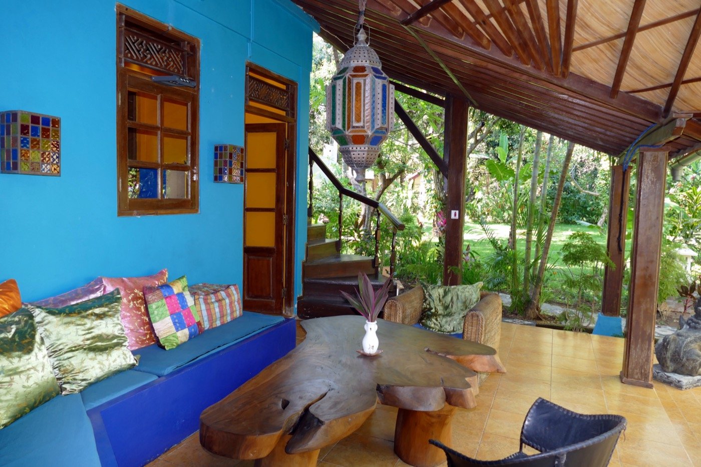 Outdoor meditation space